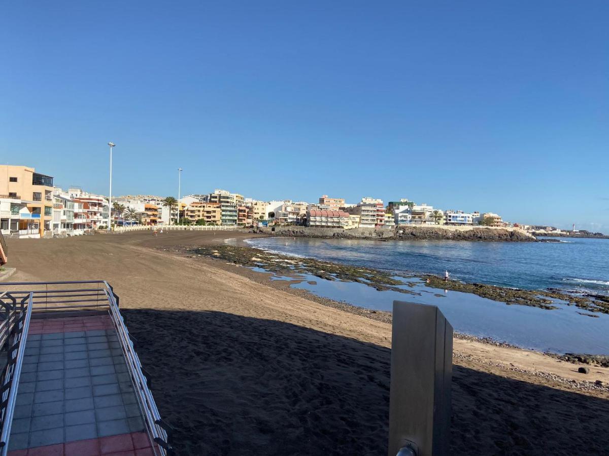 Salinetas Blue Surf House Apartment Telde Bagian luar foto